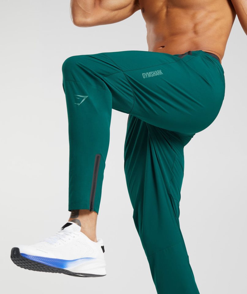 Men's Gymshark Hybrid Woven Jogger Green | CA 5ADN38